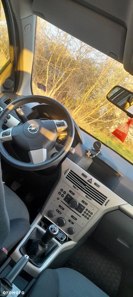 Opel Astra - 2