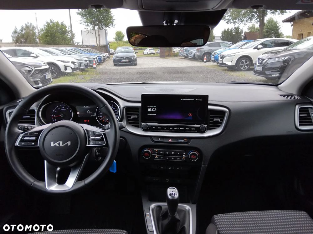 Kia XCeed 1.5 T-GDI M - 12