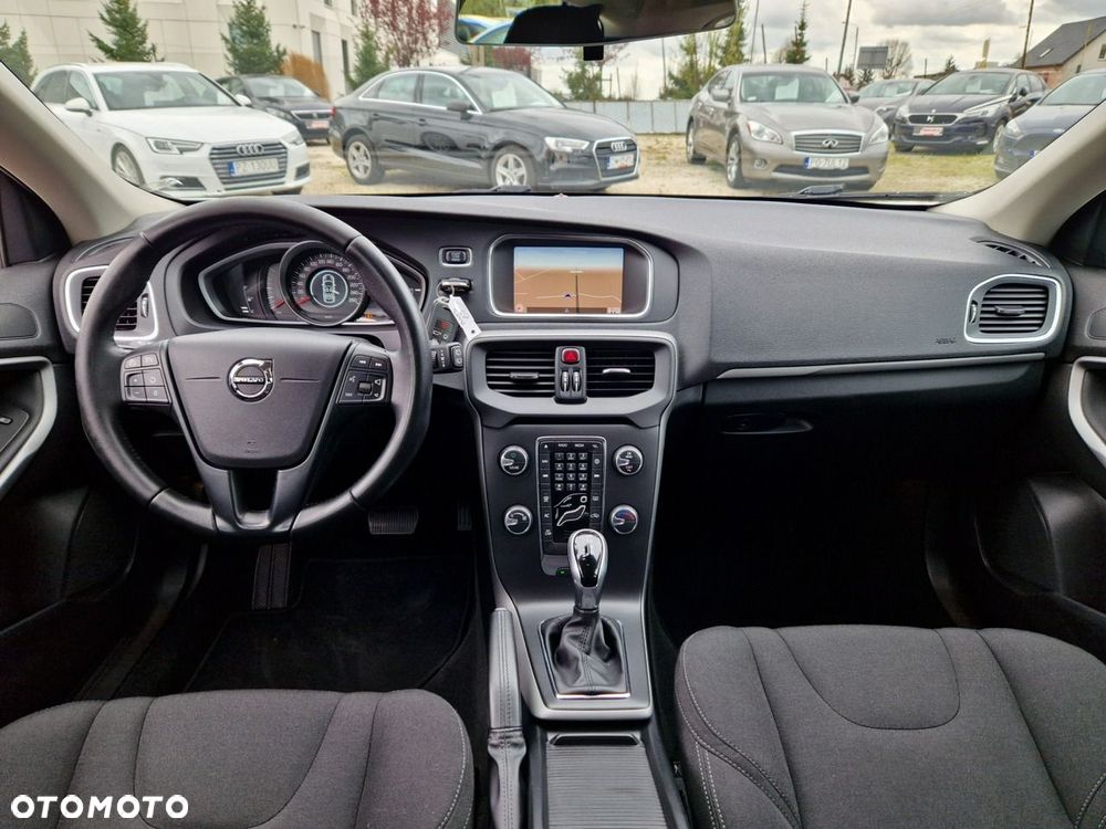 Volvo V40 D2 Drive-E Kinetic - 19
