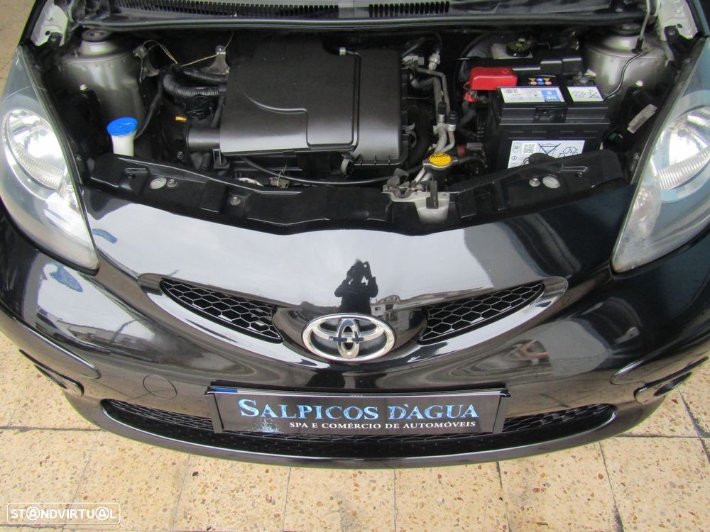 Toyota Aygo 1.0 + AC - 15