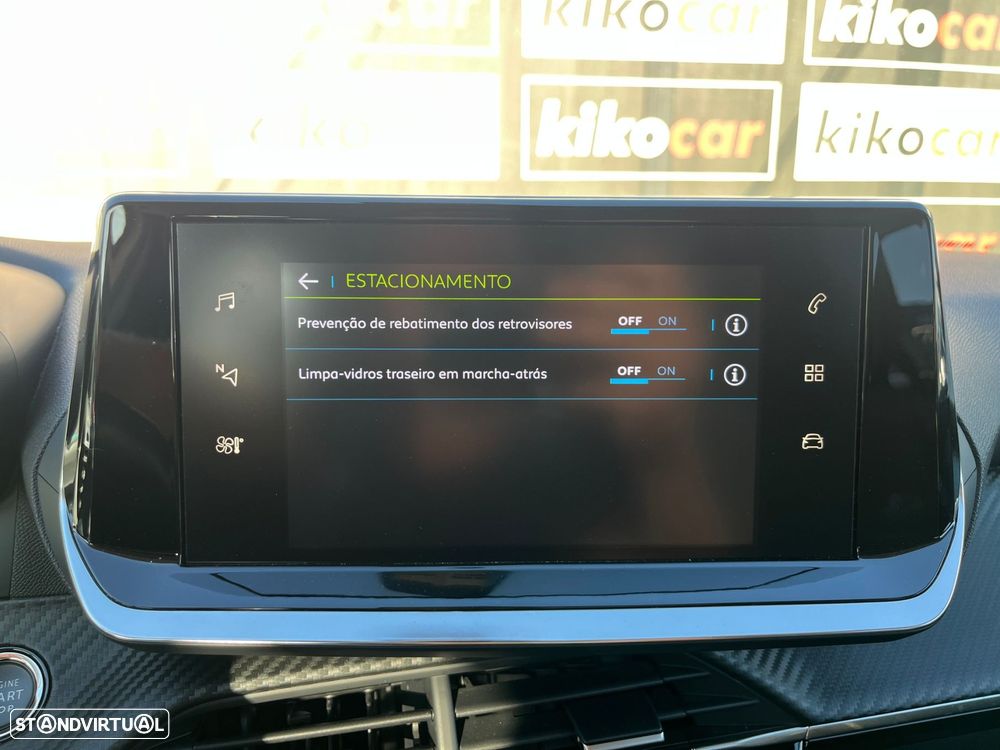Peugeot e-208 Allure - 37