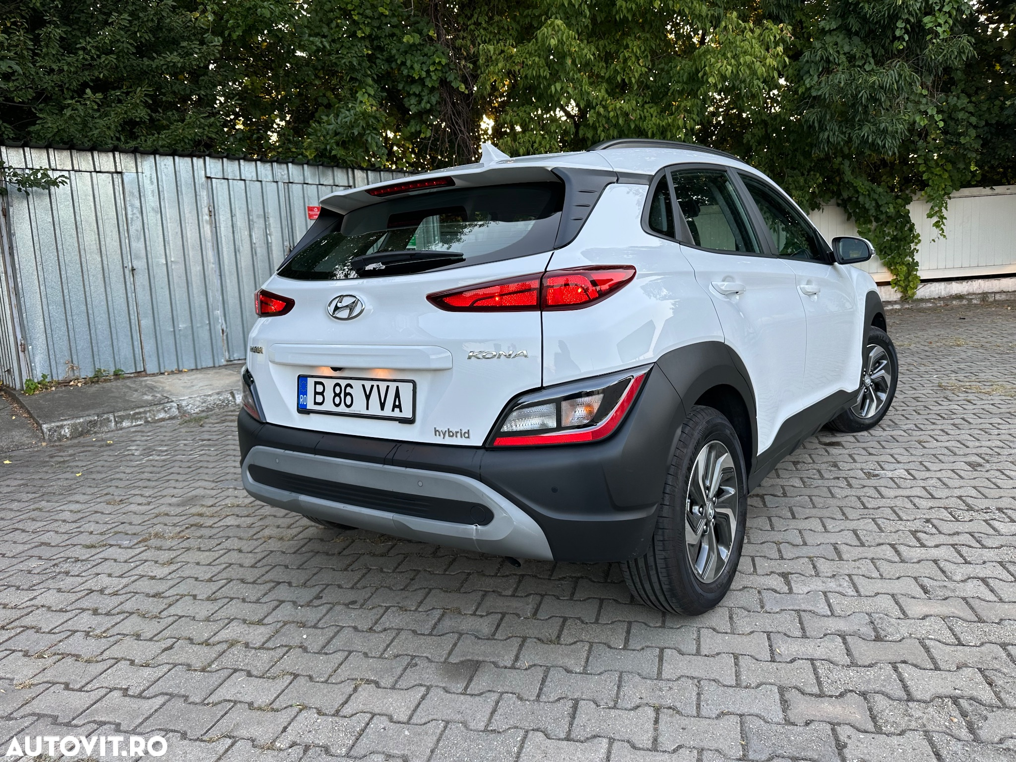 Hyundai KONA 1.6 GDI DCT Hybrid Style - 4