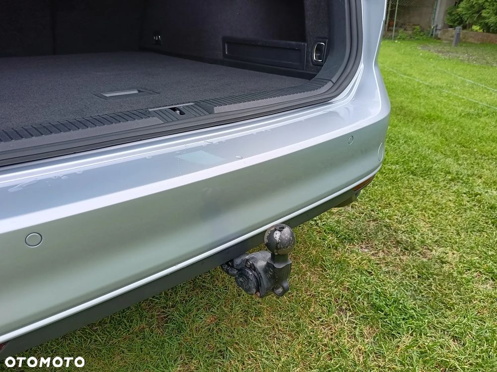 Volkswagen Passat 2.0 TDI SCR Comfortline DSG - 32