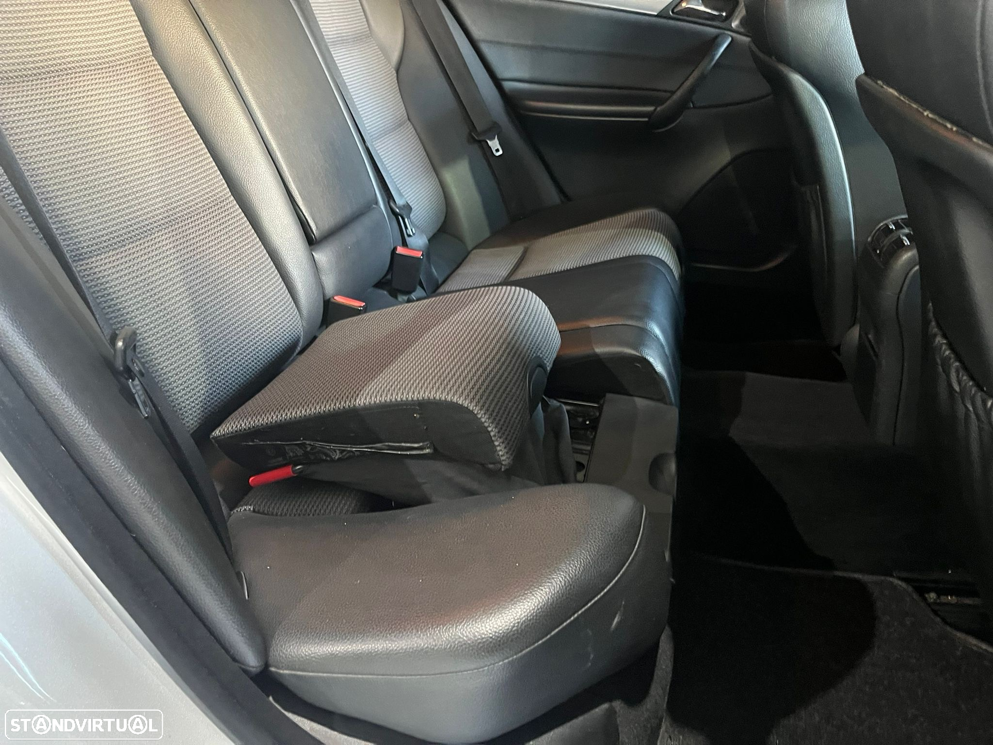 Mercedes-Benz C 220 CDi Avantgarde Aut. - 26