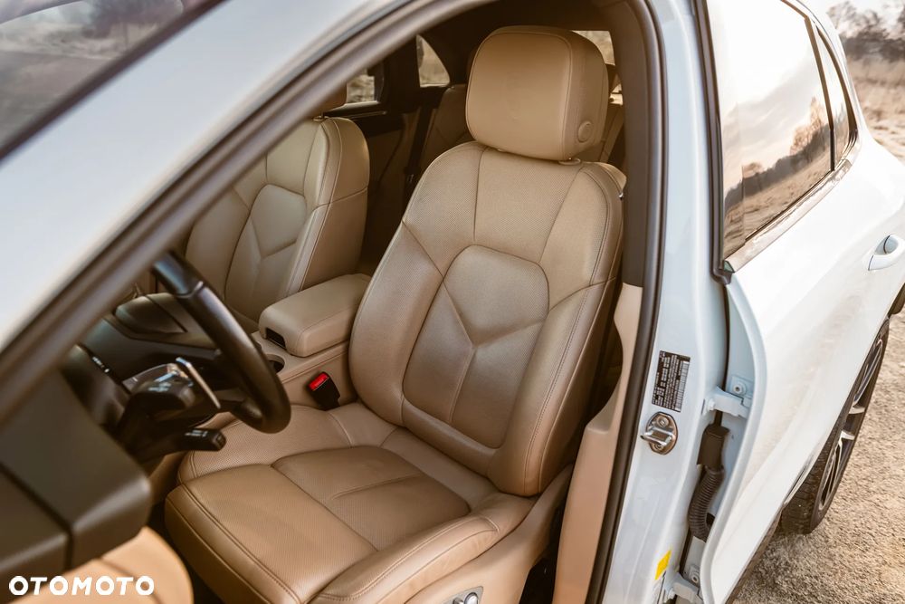 Porsche Macan Standard - 13