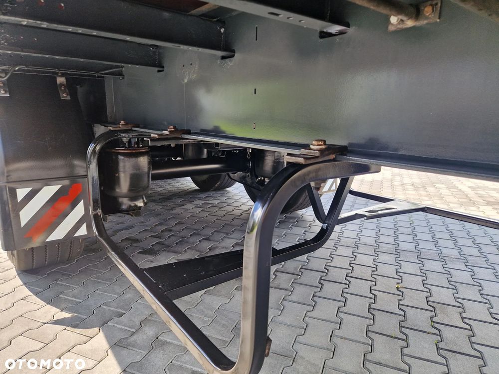 Schwarzmuller J-SERIE FIRANKA / STANDARD / OSIE SAF / KOSZ NA PALETY - 15
