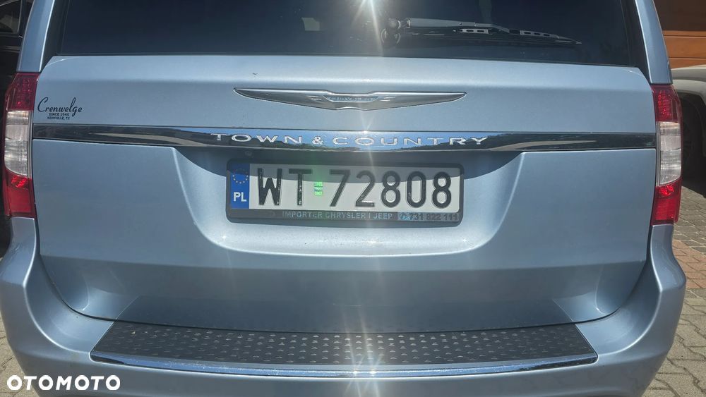 Chrysler Town & Country 3.6 Limited - 27
