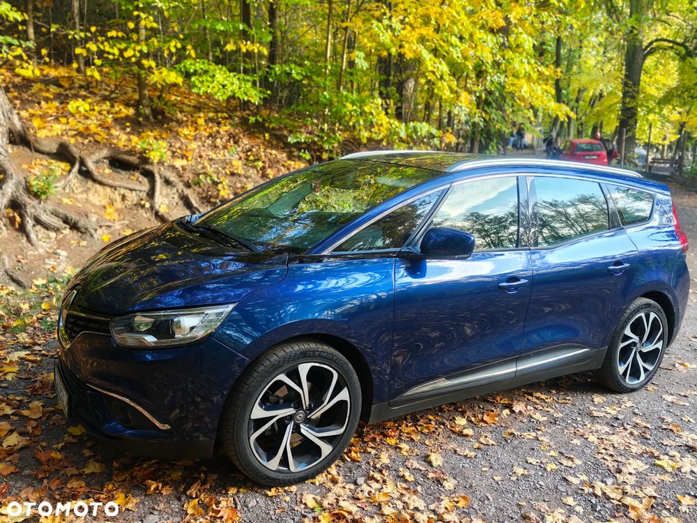 Renault Grand Scenic - 8
