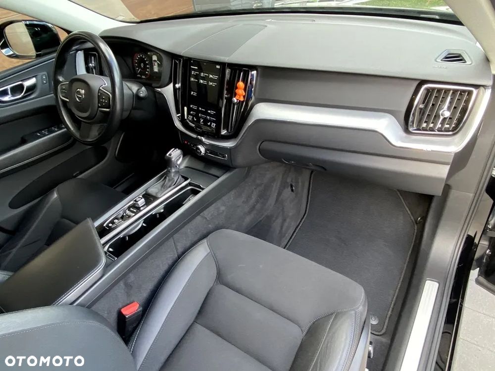Volvo XC 60 D4 SCR Momentum - 40