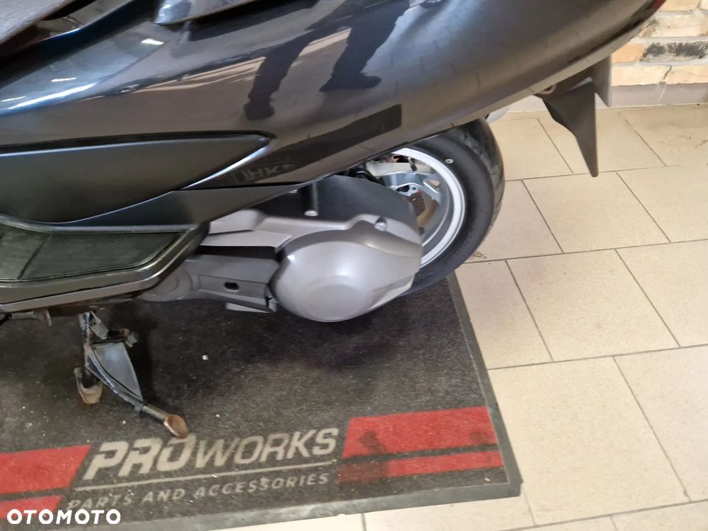 Suzuki Burgman - 15
