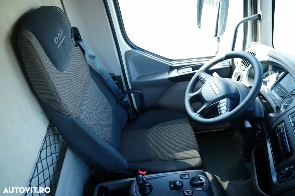 DAF LF 250 / 4X2 / LIVRARE - 7.3 + HDS HYVA HB 150X -E3 / RADIOCOMANDĂ / ROTATOARE / MAX. CAPACITATE DE RIDICARE: 5200 KG / EURO 6 - 29
