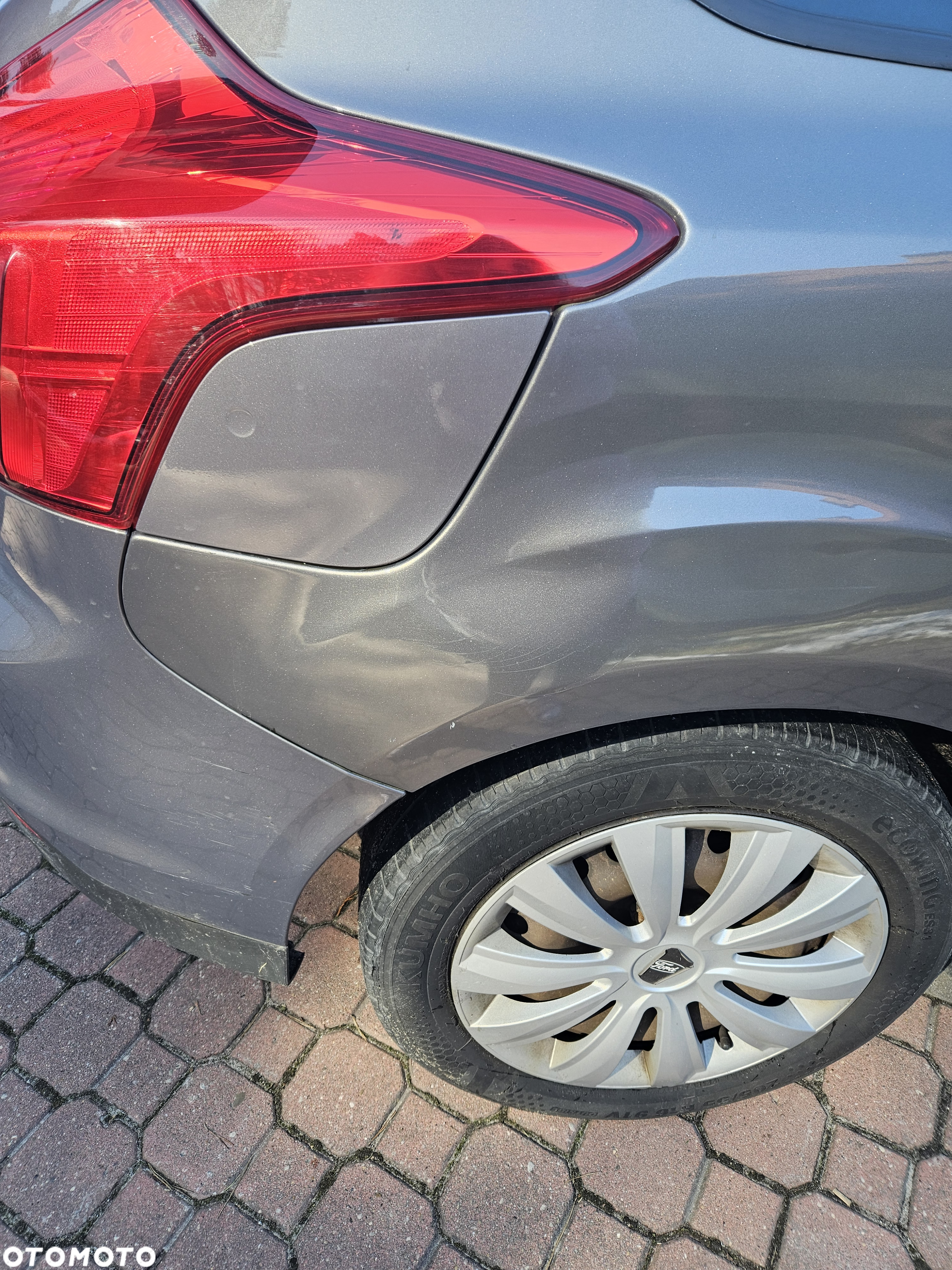 Ford Focus 1.0 EcoBoost Edition - 8
