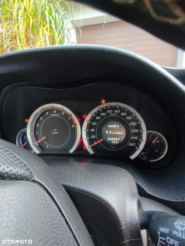 Honda Accord 2.0 Executive - 23