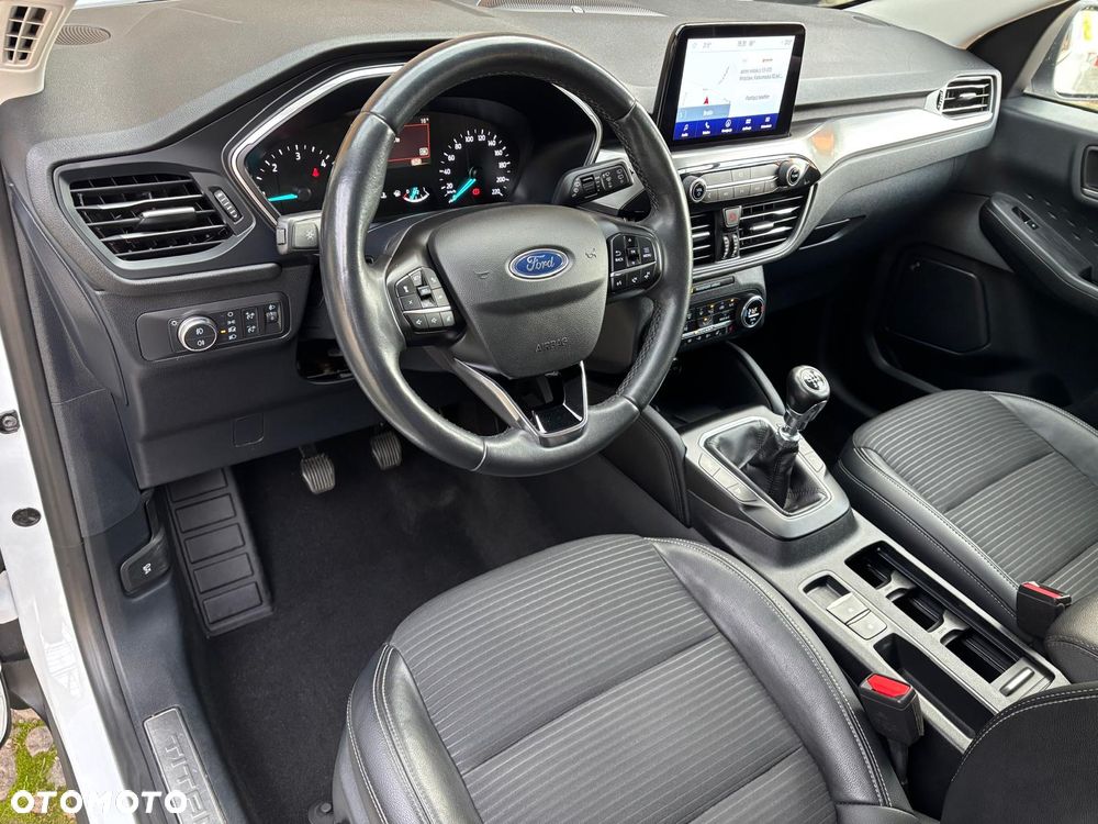 Ford Kuga - 18