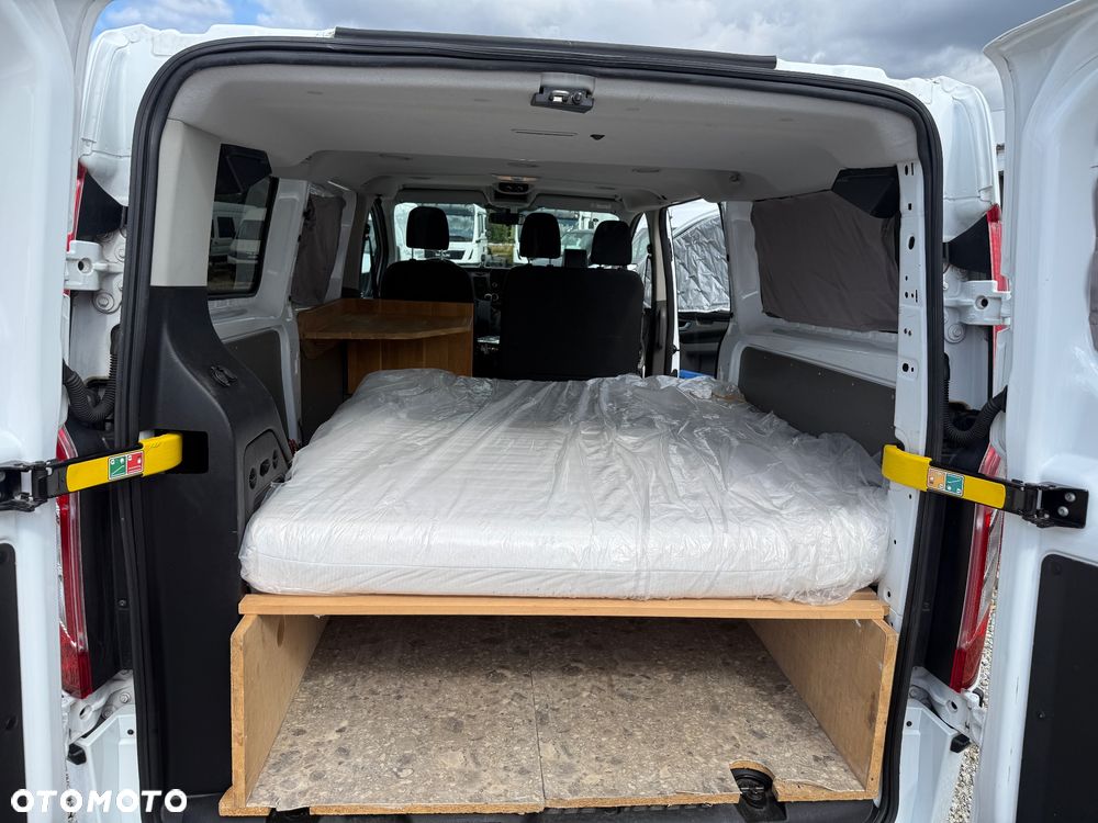 Ford Transit Custom 310 L2H1 Limited - 24