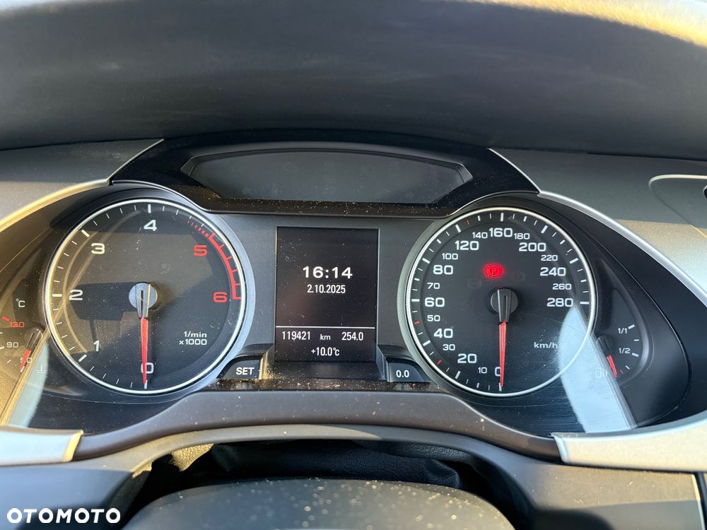 Audi A4 Avant 2.0 TDI Limited Edition - 13
