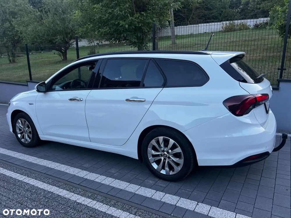 Fiat Tipo 1.4 T-Jet Lounge - 2