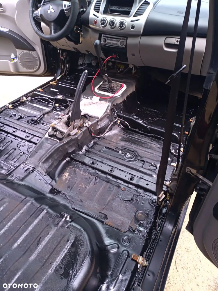 Mitsubishi L200 2.5 DID DC Intense + HP - 10