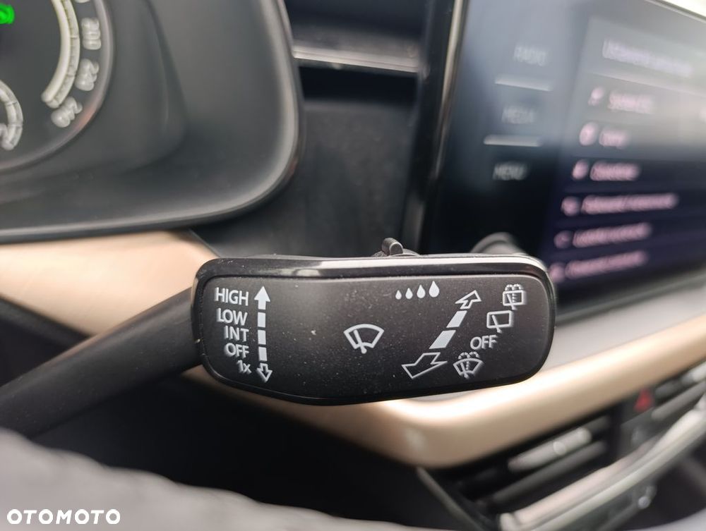 Skoda Kamiq 1.0 TSI Ambition DSG - 25