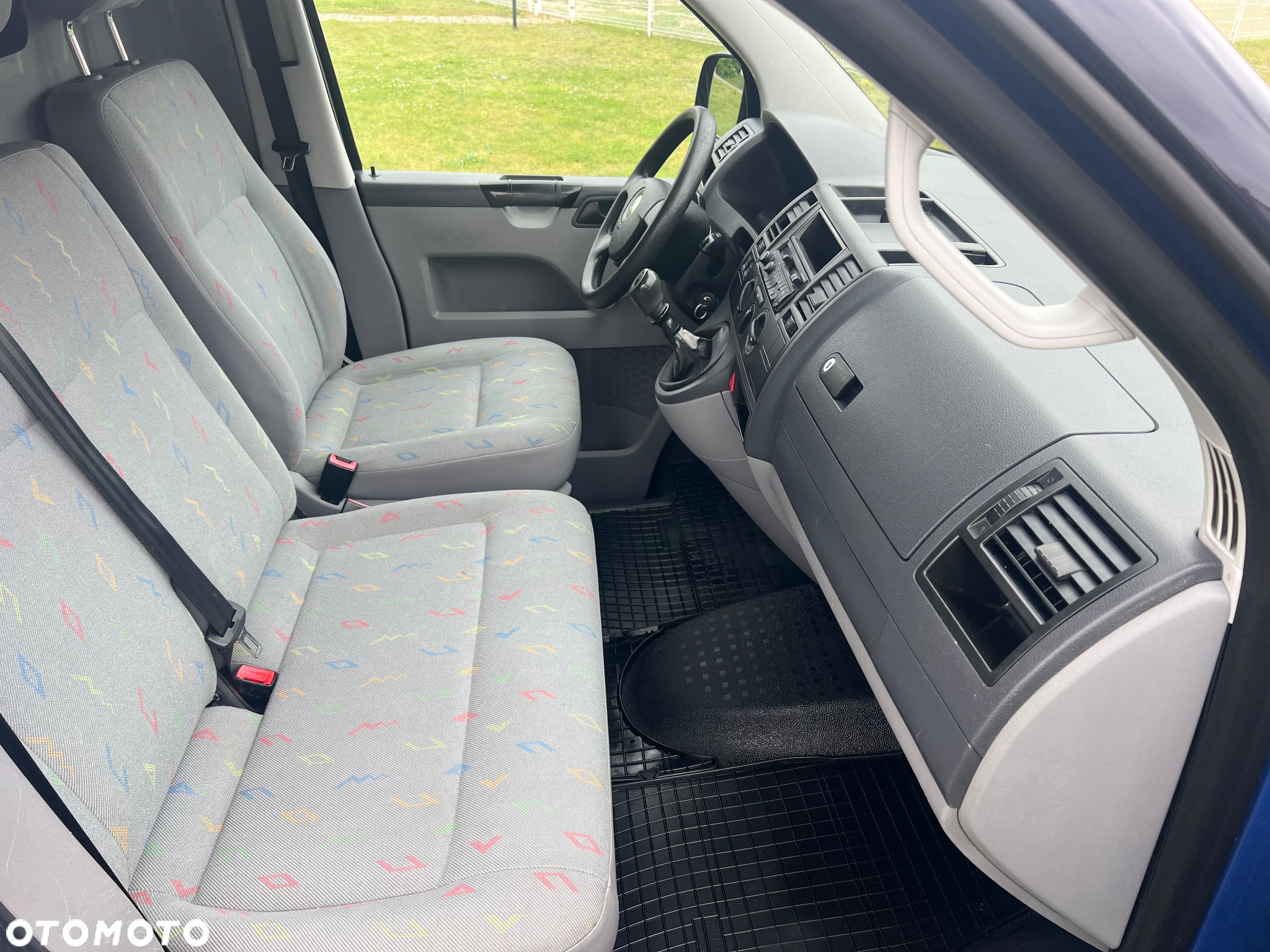 Volkswagen T5 - 15