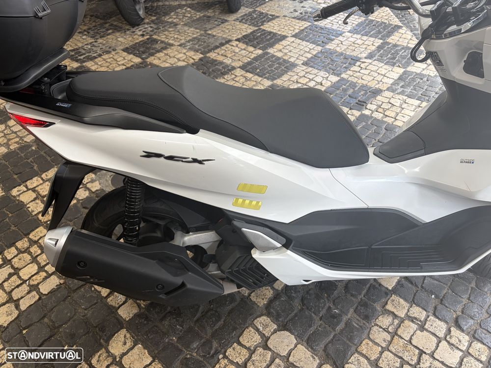Honda PCX125 2023 (934375) - 3