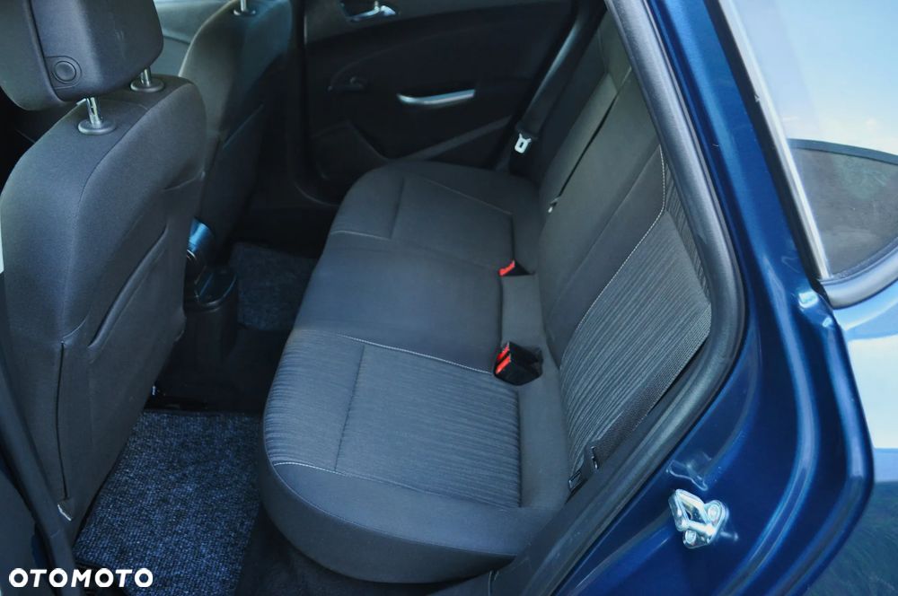 Opel Astra 1.4 Turbo Style - 29