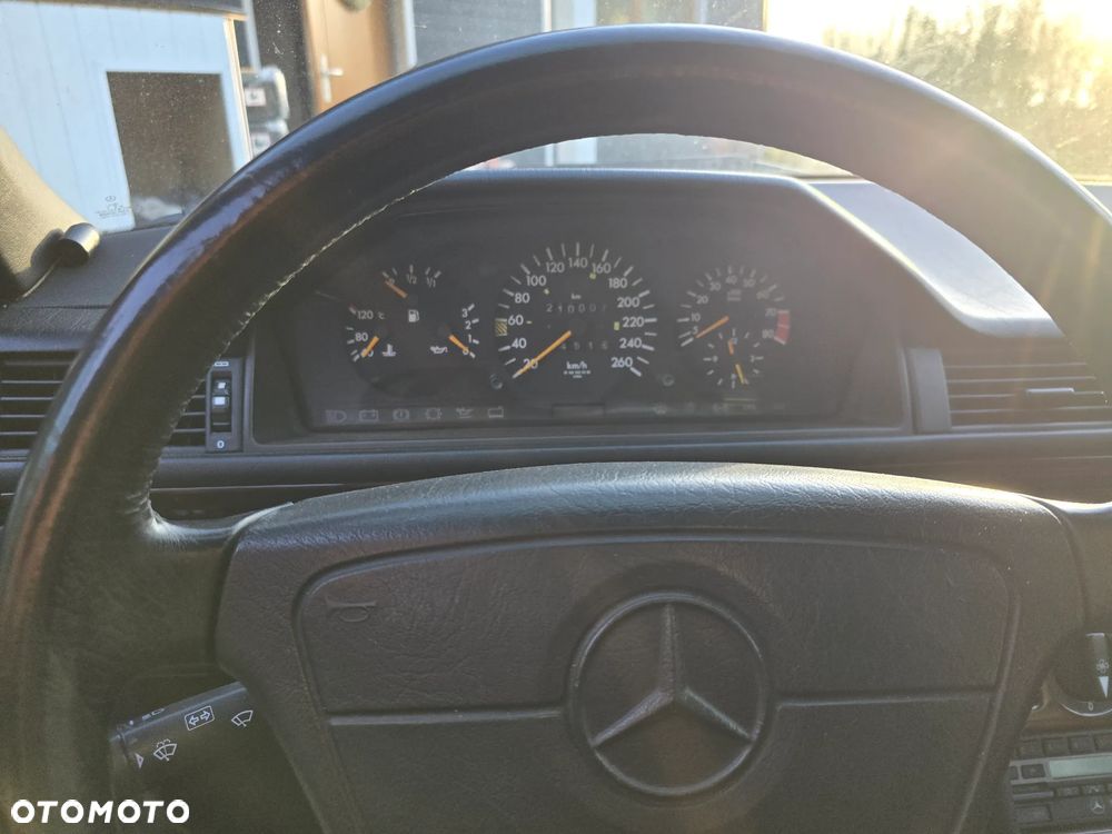 Mercedes-Benz W124 (1984-1993) - 7