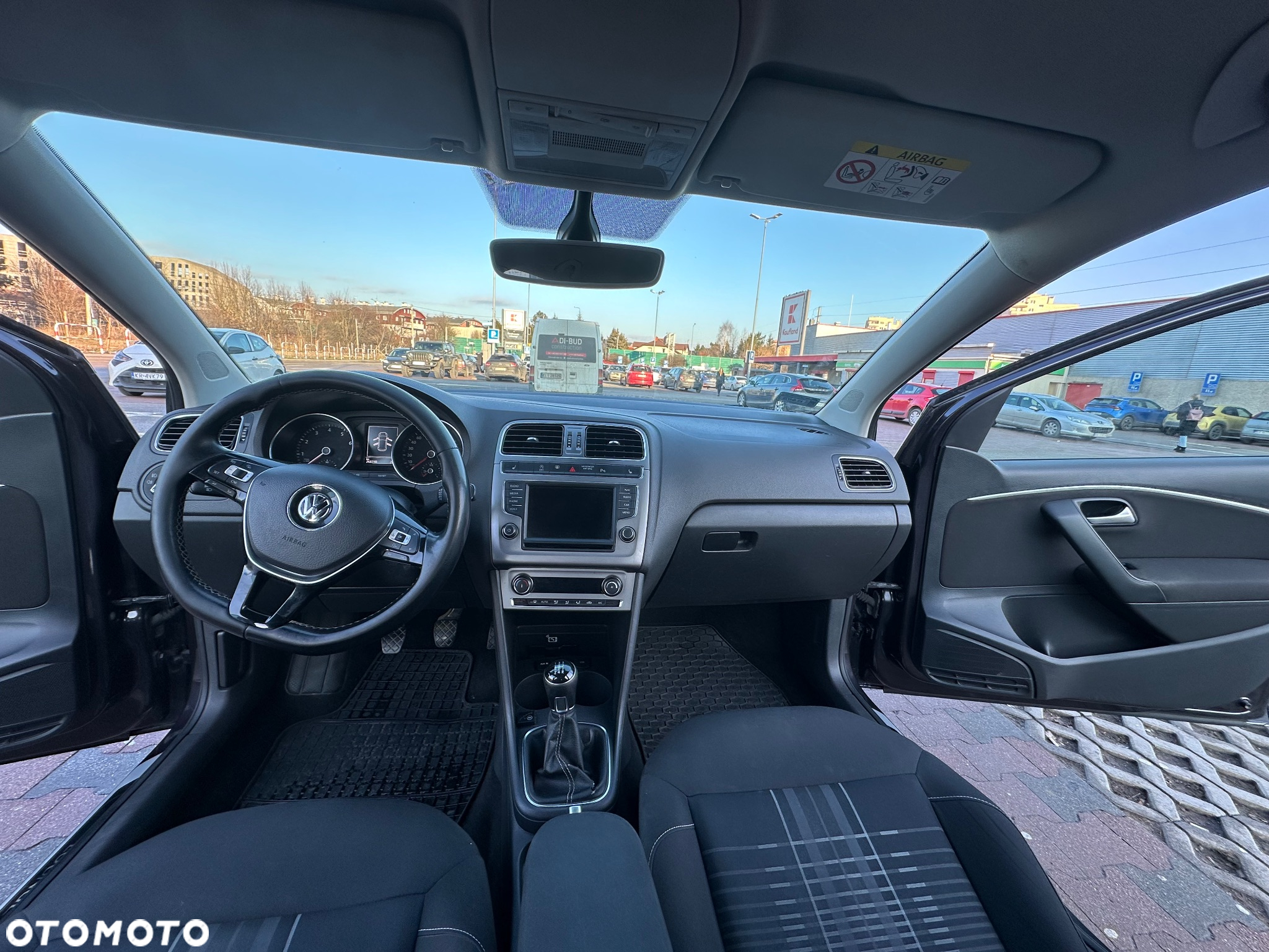 Volkswagen Polo - 13