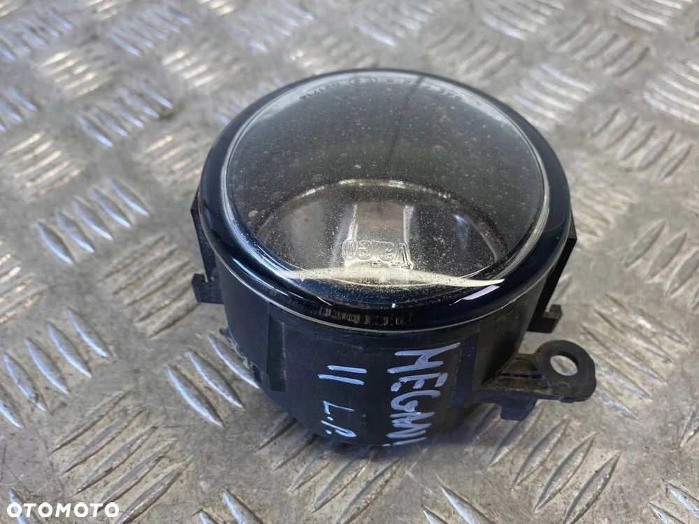 HALOGEN PRZEDNI PRZÓD STRONA LEWA RENAULT MEGANE II 8200074008 - 8