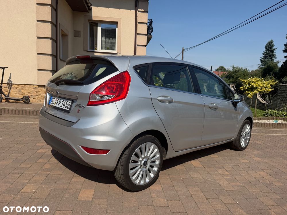 Ford Fiesta 1.25 Titanium - 17
