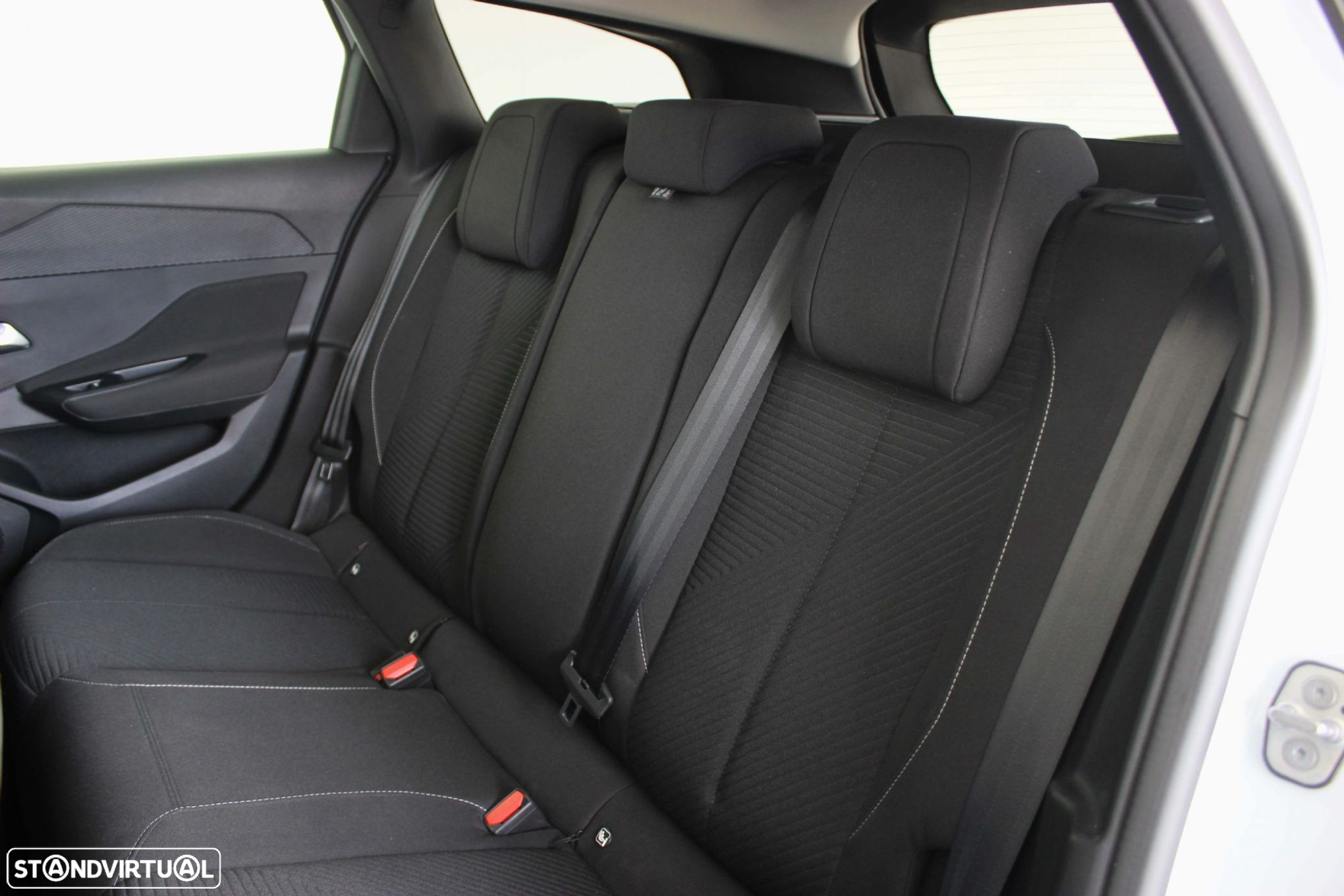 Peugeot 308 SW 1.6 Hybrid Active Pack e-EAT8 - 44
