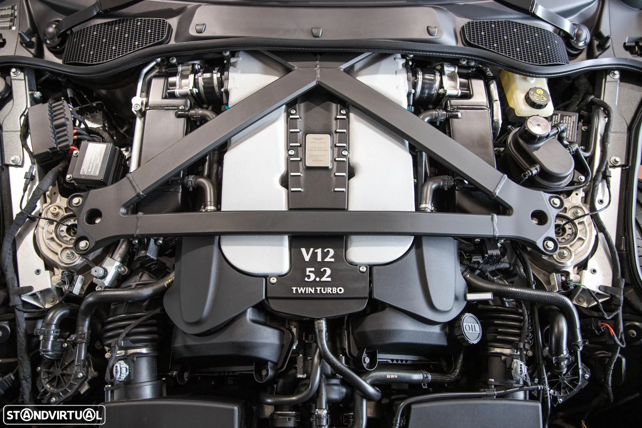Aston Martin DBS Coupe Superleggera - 22