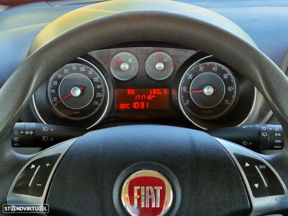 Fiat Punto Evo 1.2 Active - 10