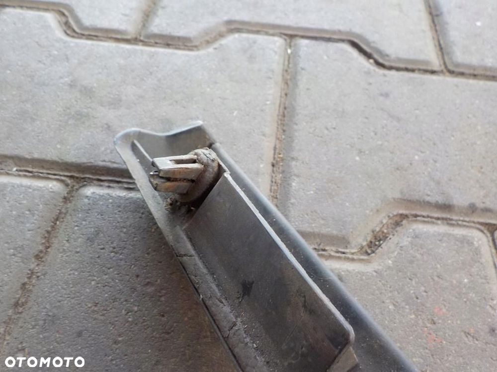 VW T4 LISTWA NA KLAPĘ NAD REJESTRACJĘ - 5