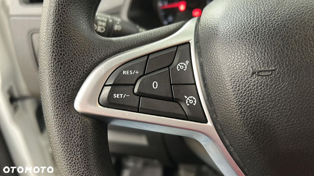 Renault Express Van - 23