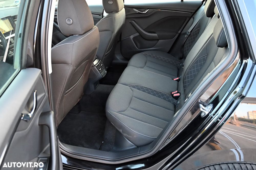 Skoda Kamiq 1.5 TSI Tour - 13