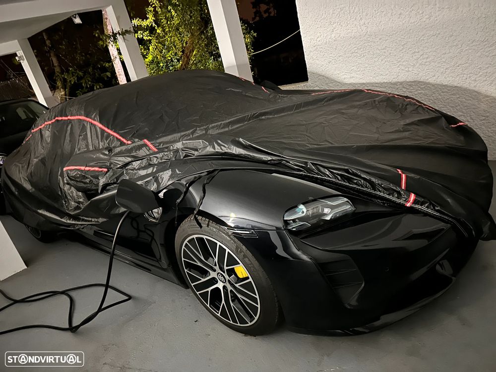Porsche Taycan Turbo - 17