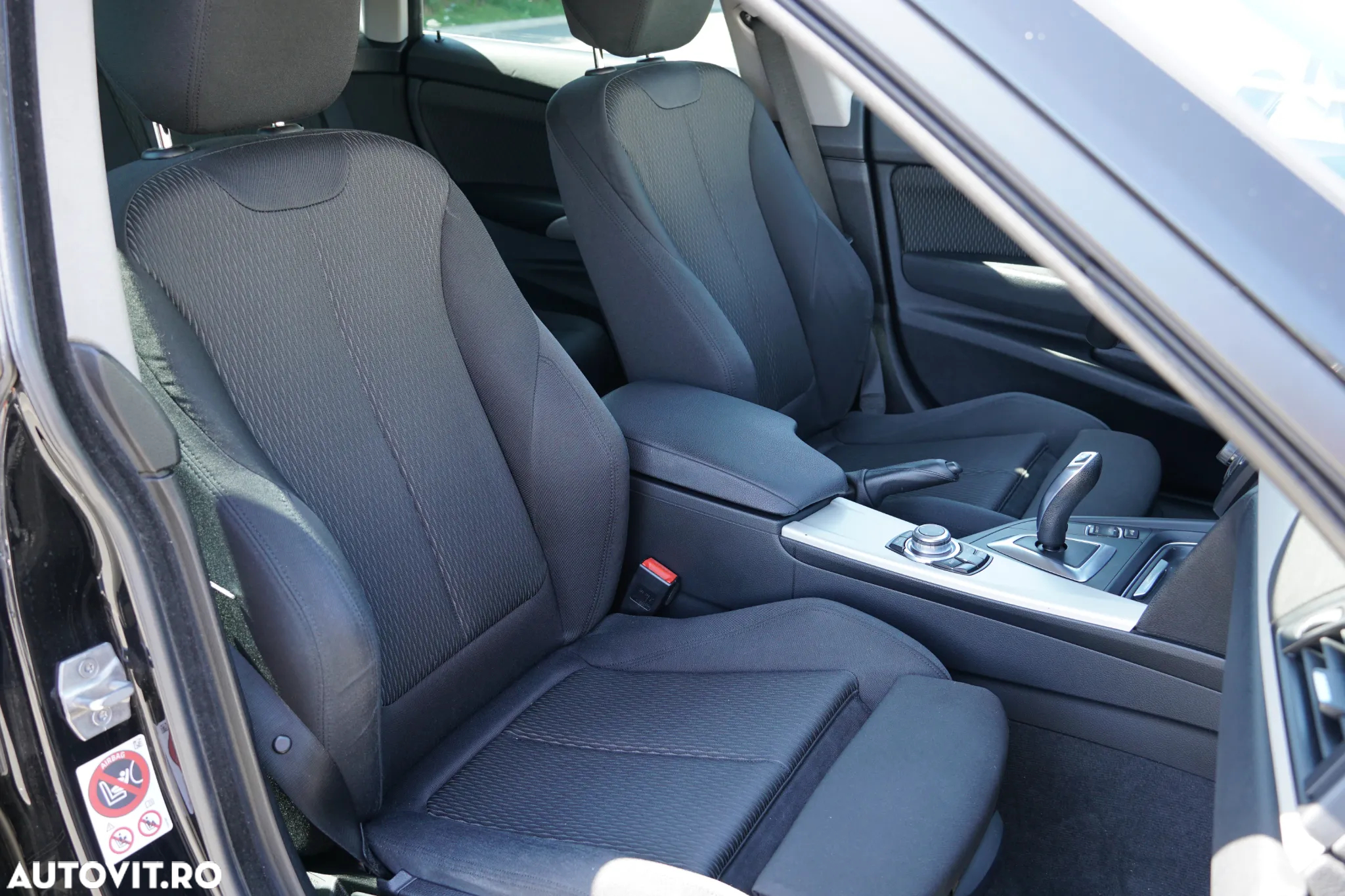 BMW Seria 3 320d xDrive GT Aut. - 9
