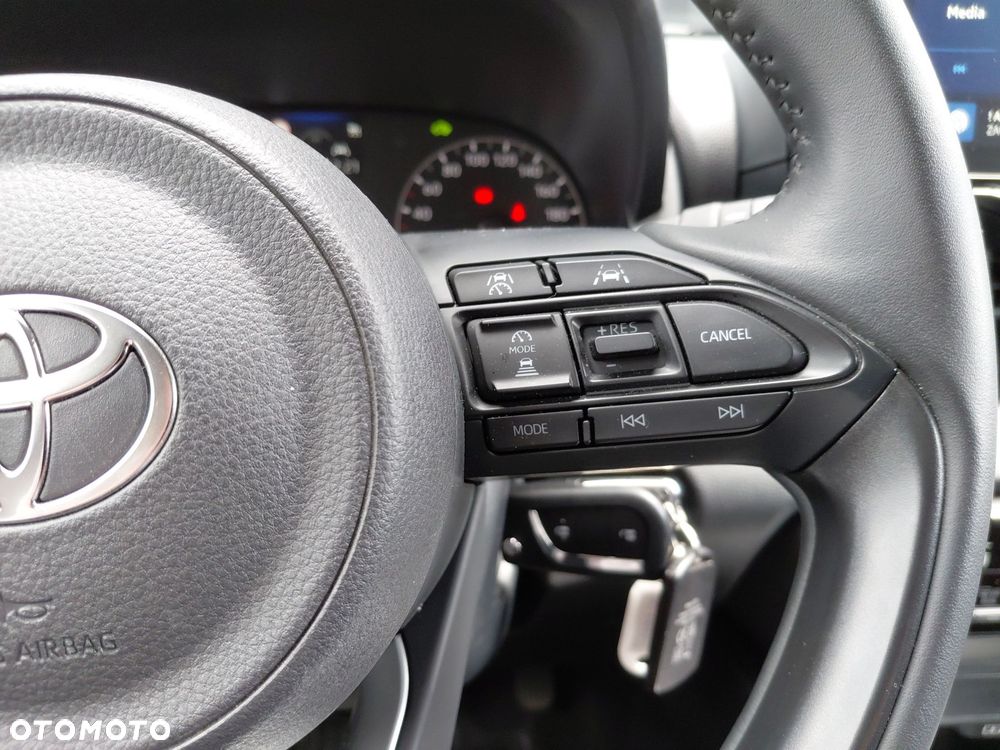 Toyota Yaris - 24