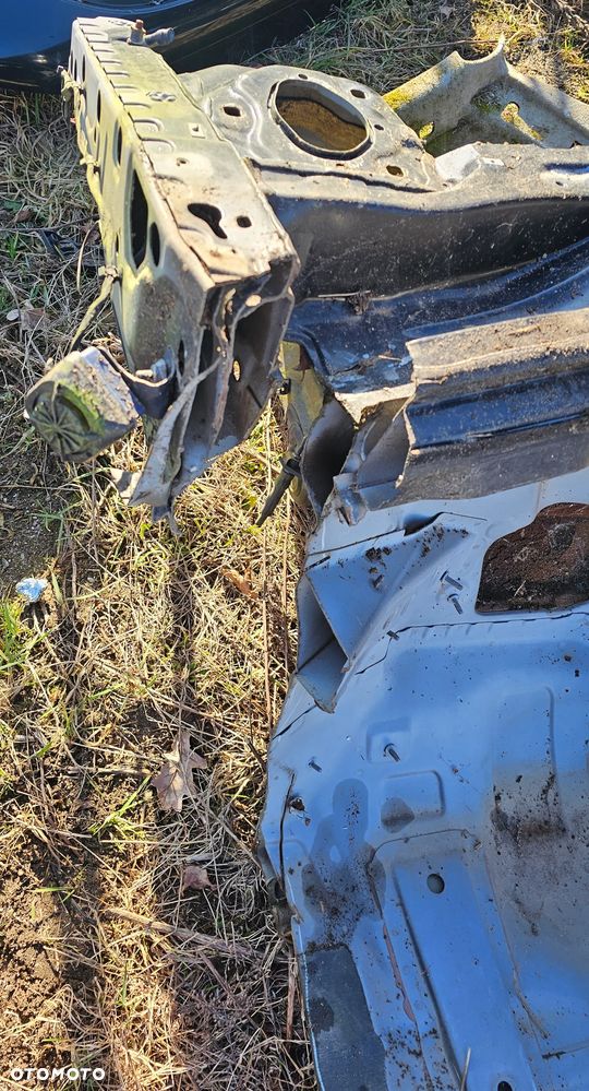 Ćwiartka przednia przód lewa Mercedes A klasa W176 - 2