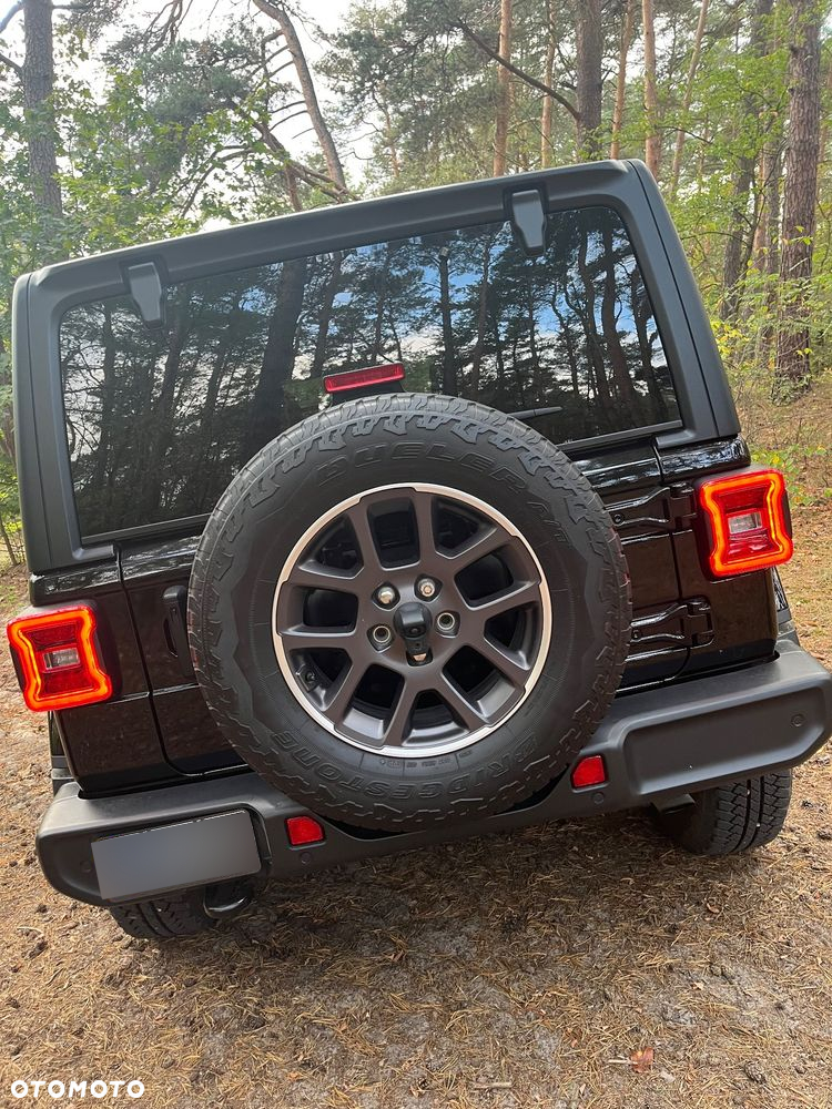 Jeep Wrangler - 20