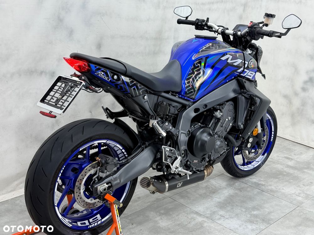 Yamaha MT - 9