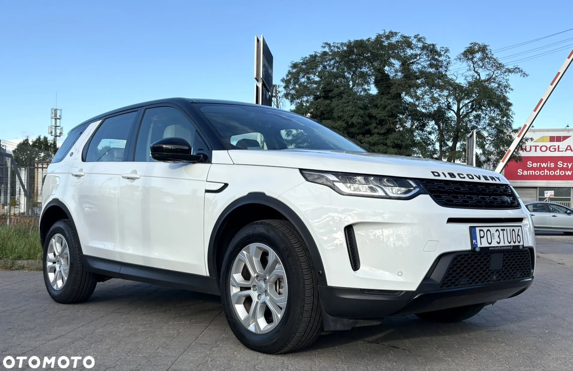 Land Rover Discovery Sport 2.0 P200 mHEV S - 3