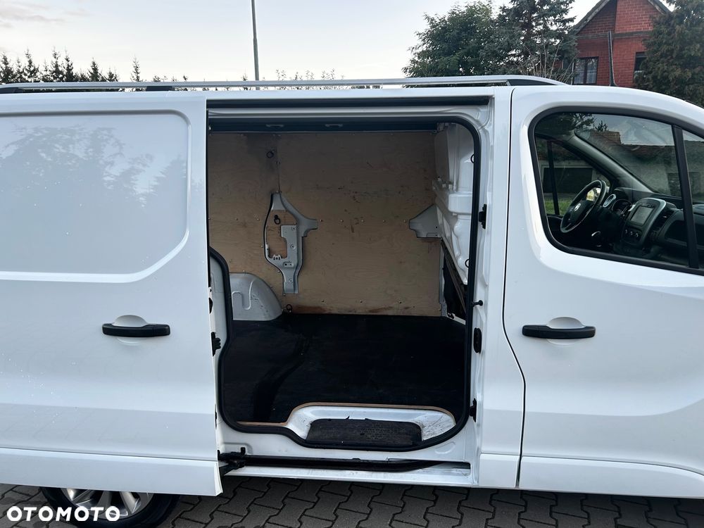 Renault Trafic - 11