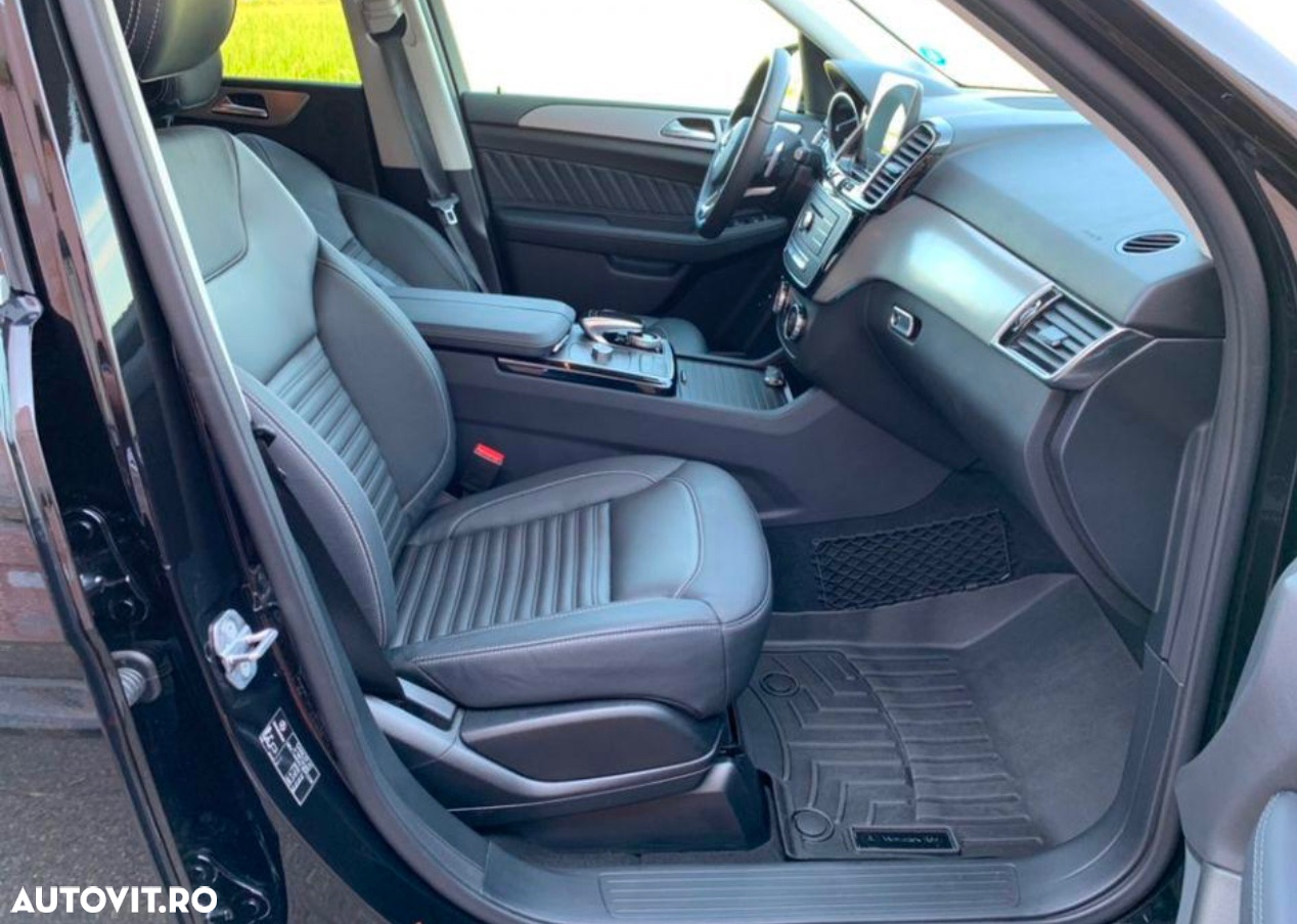 Mercedes-Benz GLE 500 e 4Matic 7G-TRONIC AMG Line - 12