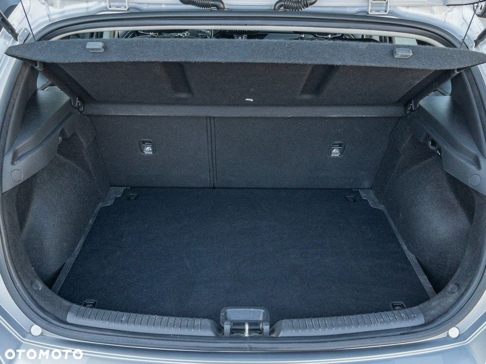Hyundai i30 1.5 DPI Modern - 24