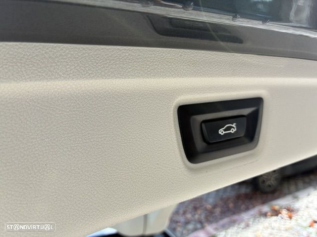 BMW 318 d Ultimate Auto - 21