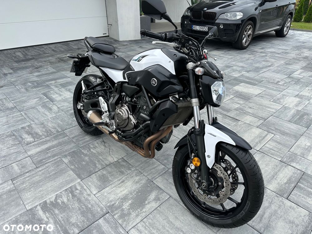 Yamaha MT - 10