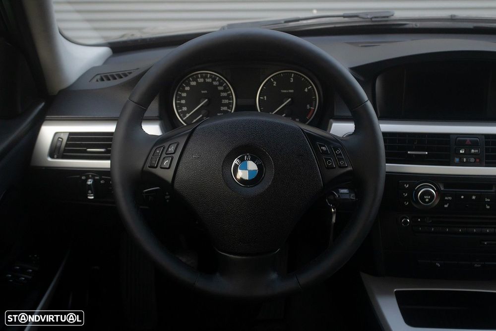 BMW 320 d Efficient Dynamics Edition - 16