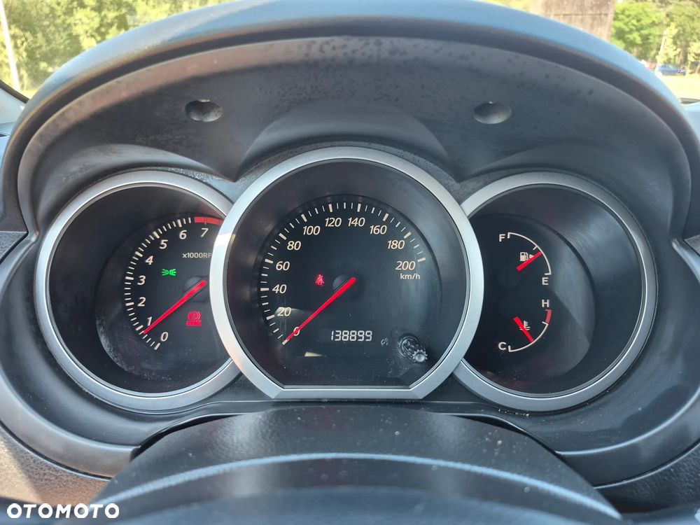 Suzuki Grand Vitara 2.0 De luxe - 11